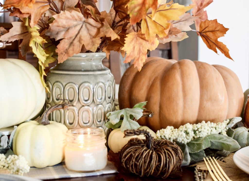 TIPS FOR SETTING A FALL TABLESCAPE